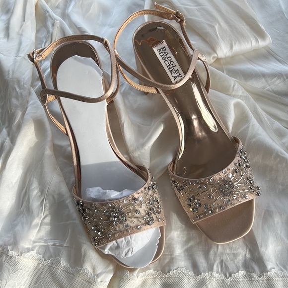 Badgley Mischka Blaine Embellished Block Heel Latte Satin - Picture 12 of 13